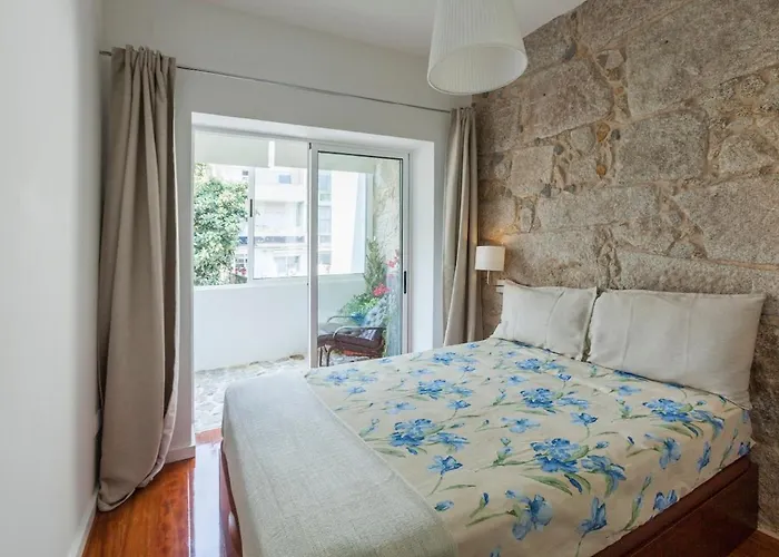 Stunning Designer Flat With Balcony Heart Of Apartment *