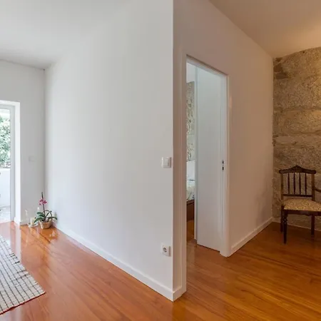 Stunning Designer Flat With Balcony Heart Of * Oporto
