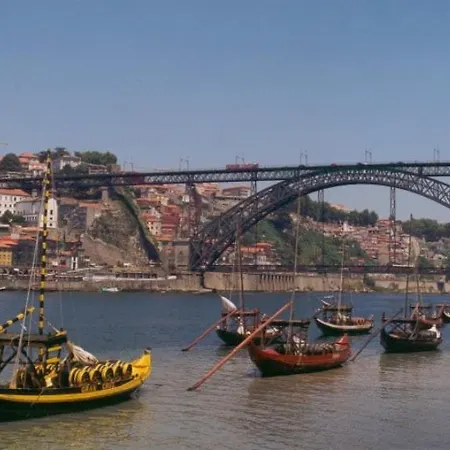 Apartament Stunning Designer Flat With Balcony Heart Of Porto