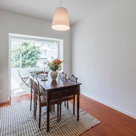 Stunning Designer Flat With Balcony Heart Of * Порту