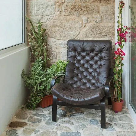 Stunning Designer Flat With Balcony Heart Of アパート *