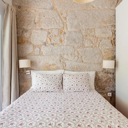 Stunning Designer Flat With Balcony Heart Of